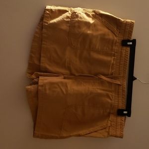 Maurices Yellow Shorts Size 22